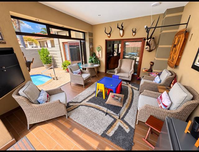 5 BEDROOM HOUSE FOR SALE IN BEN FLEUR